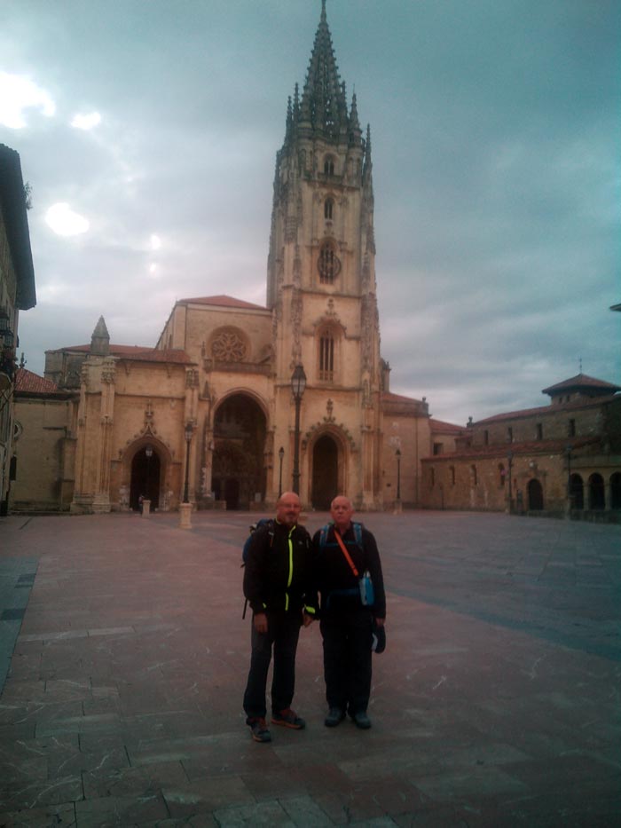 Catedral de Oviedo, inicio de nuestro Camino Primitivo Catedral de Oviedo, inicio de nuestro Camino Primitivo