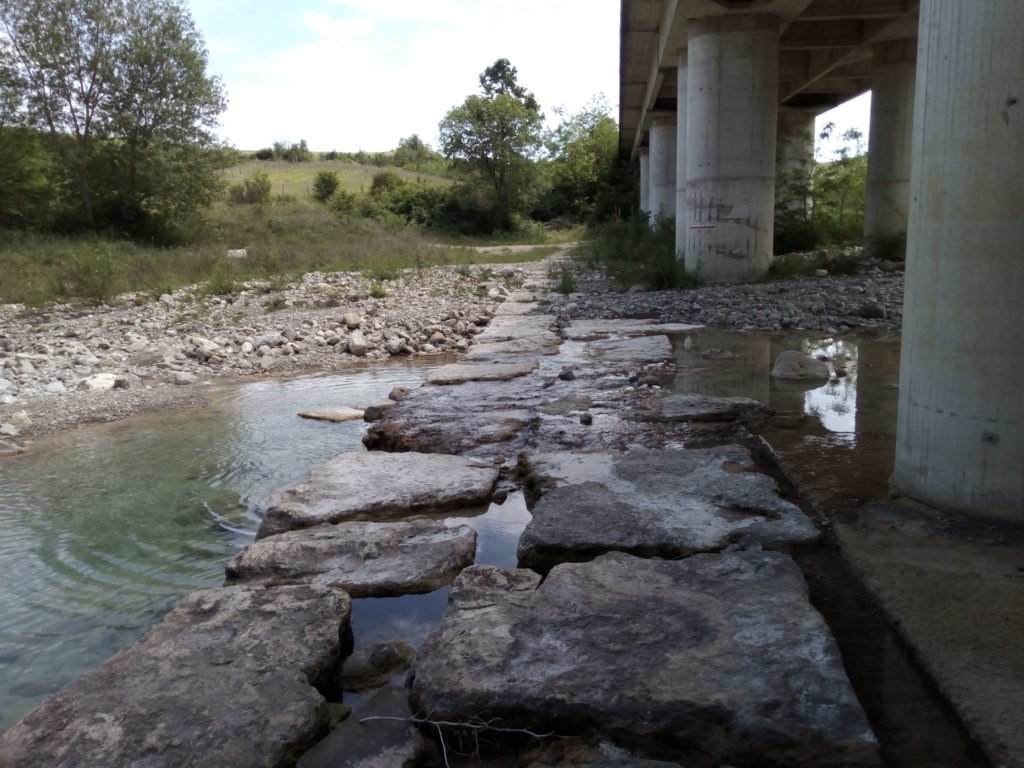 Cruce del fiume Formone, cerca de Radicofani