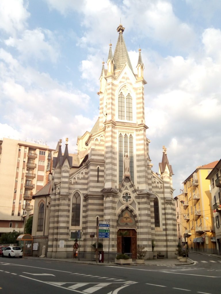 Una iglesia en Savona