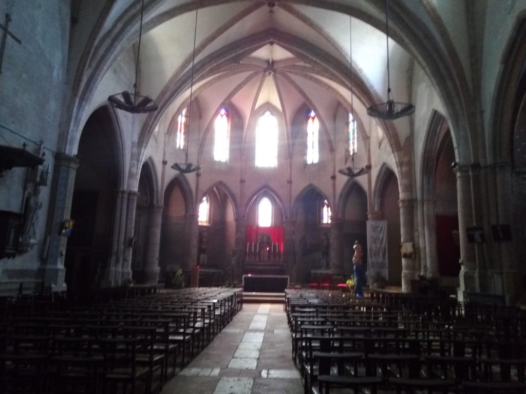 Interior de la Iglesia de Gimont