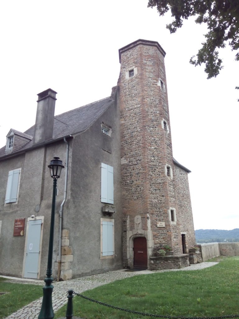 Torre del Presbiterio, Lescar