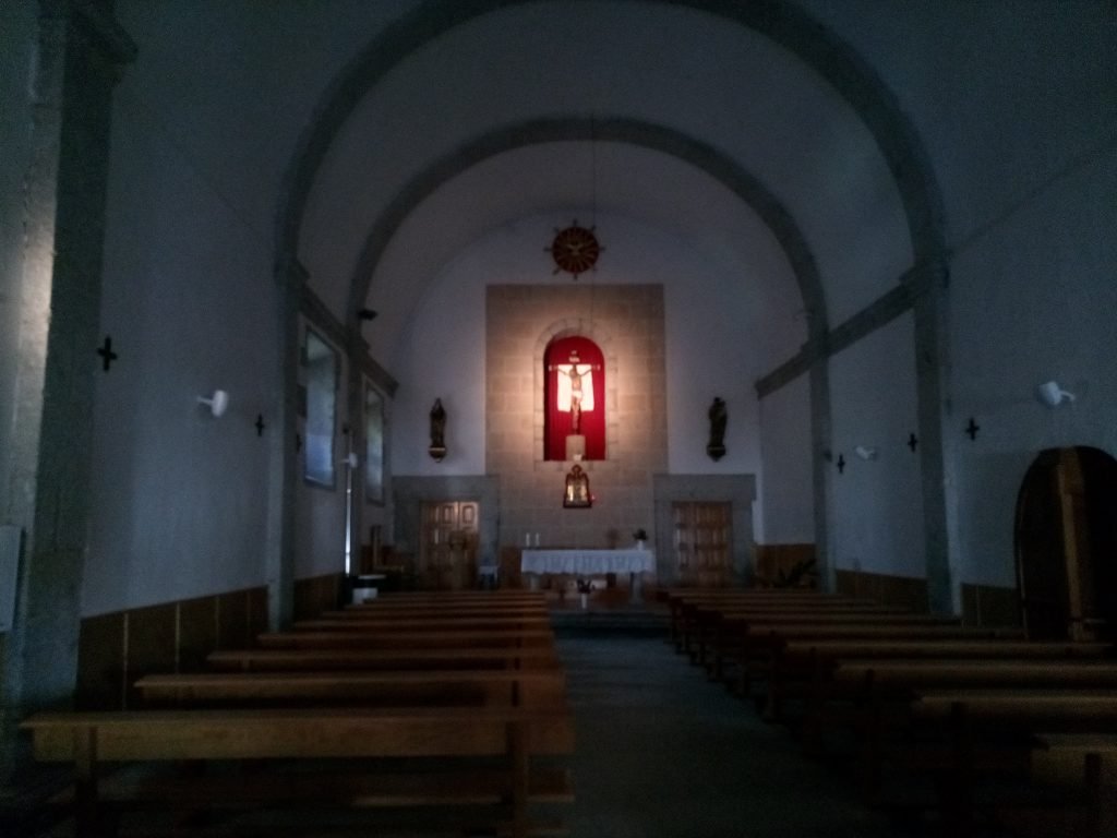 interior de la Ermita de Fuenterroble de Salvatierra