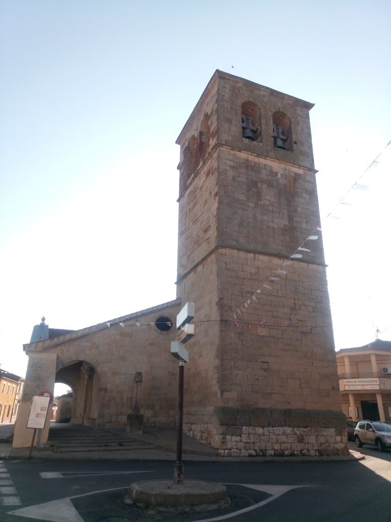Iglesia de Calzada de Valduciel