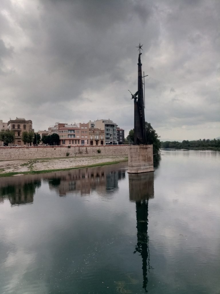 Monumento a la Batalla del Ebro. Tortosa