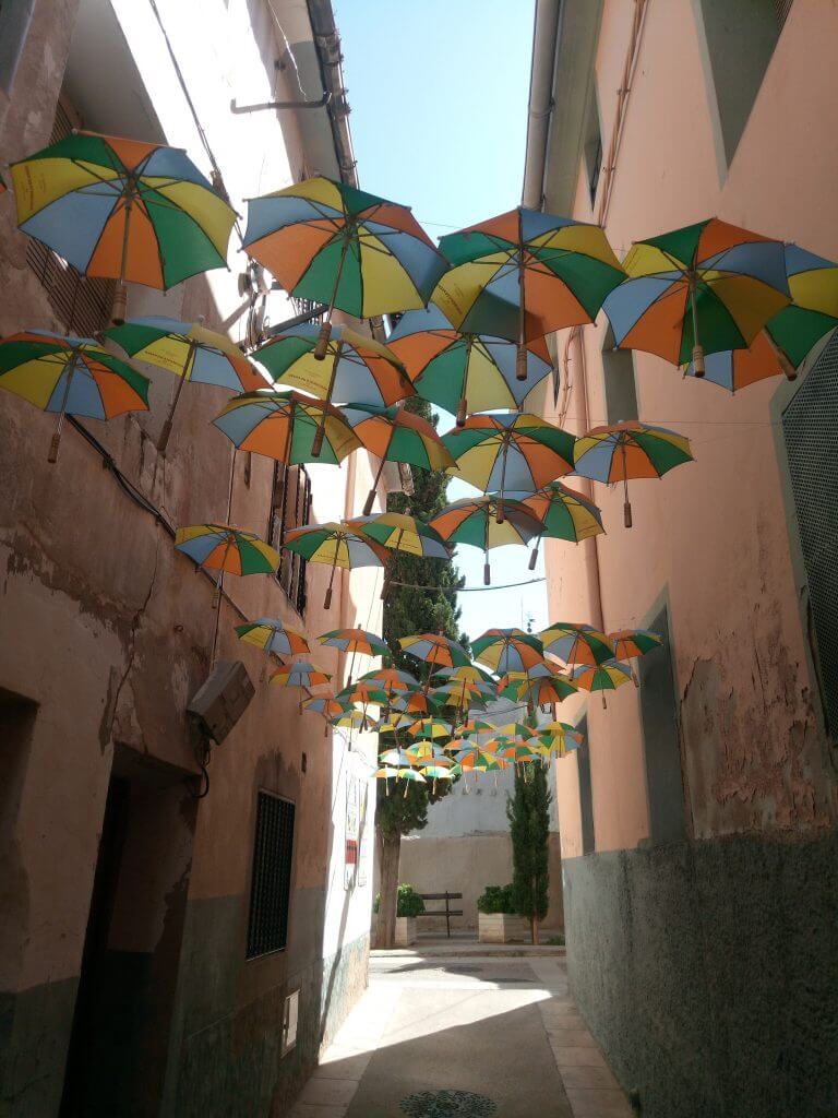La calle de los paraguas