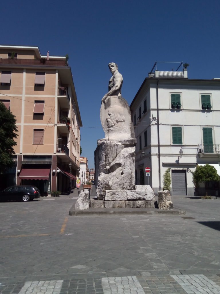 Monumento a Giuseppe Garibaldi, El Genio de la Raza. Realizado por Carlo Fontana.
