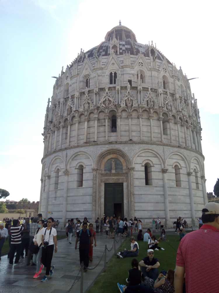 Piazza dei Miracoli, Baptisterio de Pisa