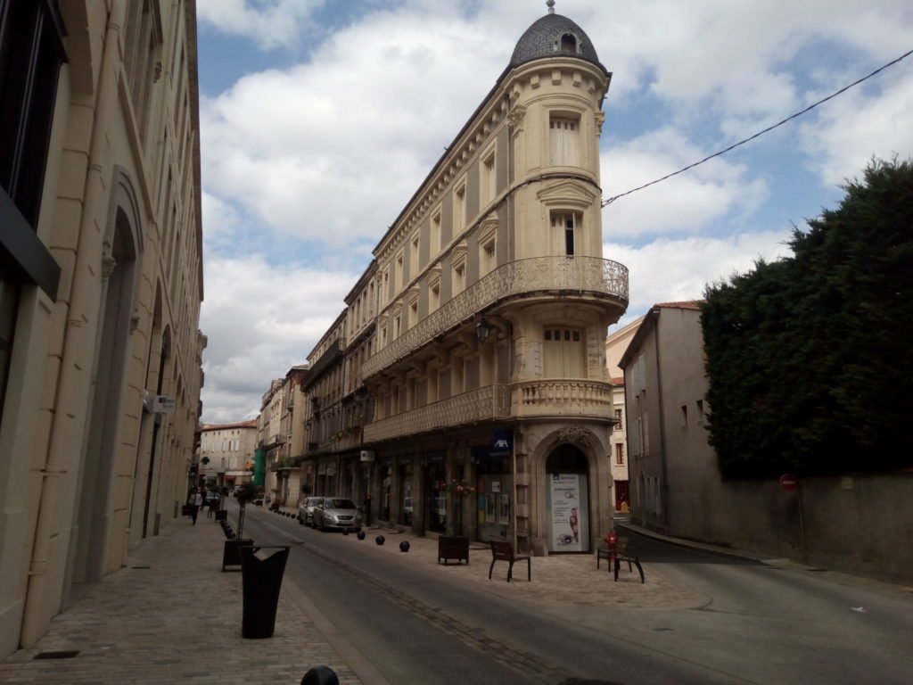 Edificio "curioso" en la Rue Gambetta. Castres