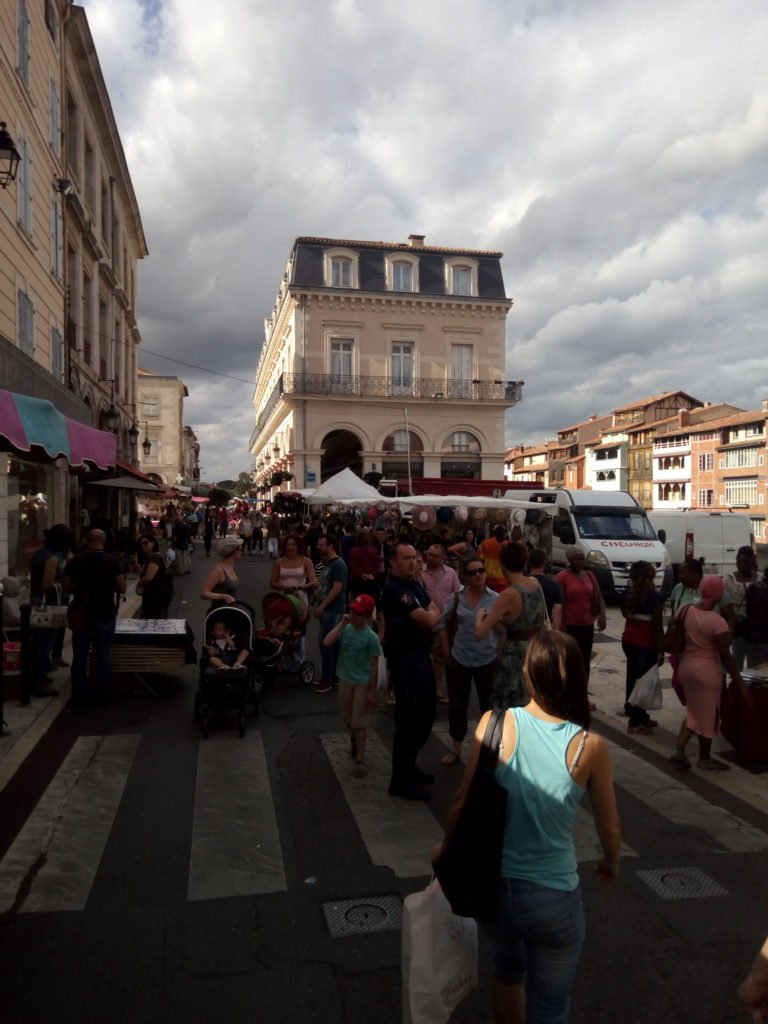 Hoy día de mercado en Castres