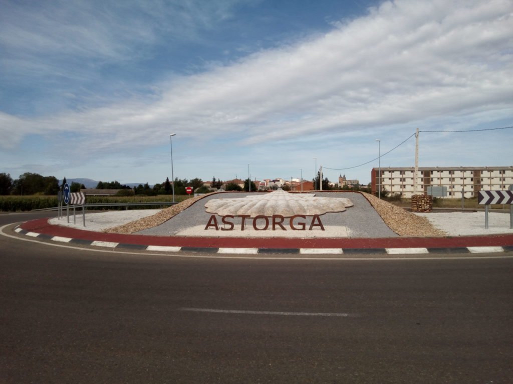 Rotonda de entrada a Astorga