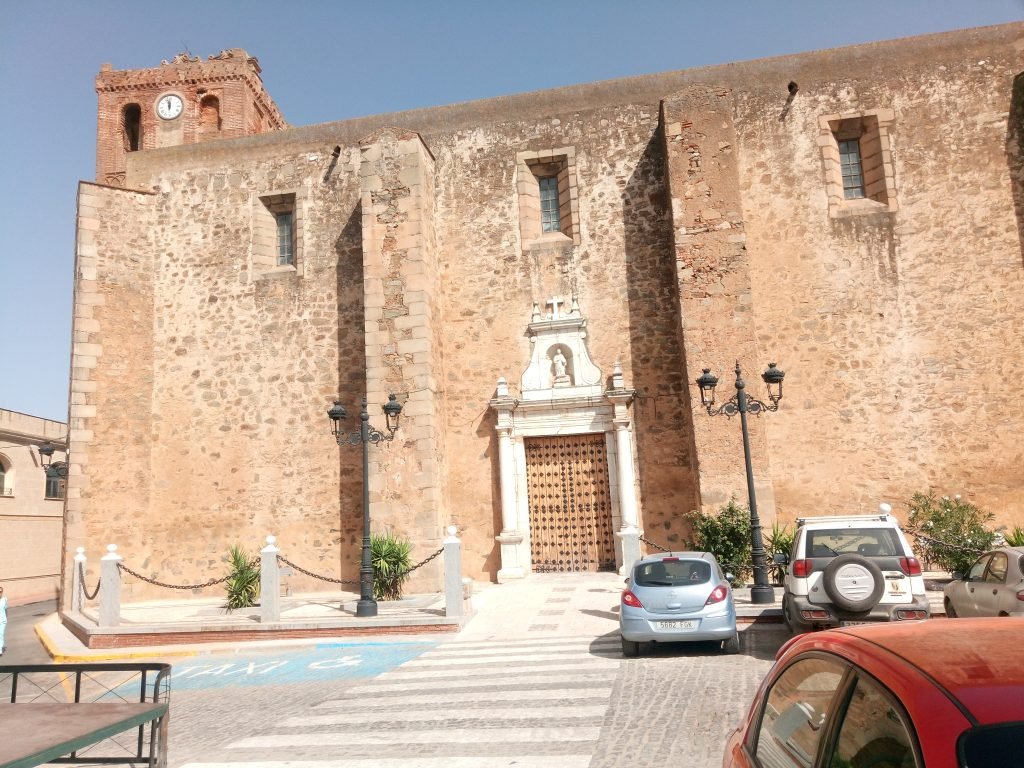Puebla de Sancho Pérez, iglesia